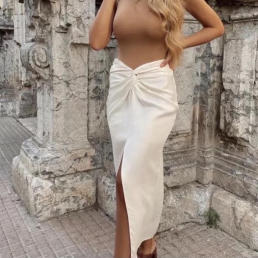 ZARA KNOT FRONT SLIT SKIRT - Picture 7 of 10